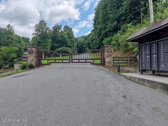 645 Outlook Road, Murphy, NC 28906