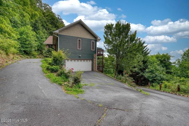 645 Outlook Road, Murphy, NC 28906