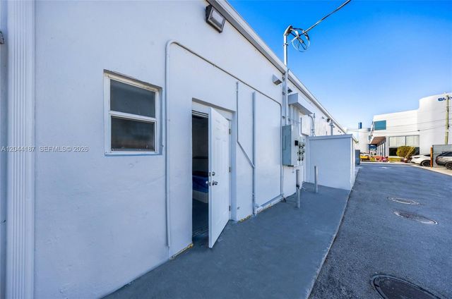 3241 NW 7th Street 3251, Miami, FL 33125