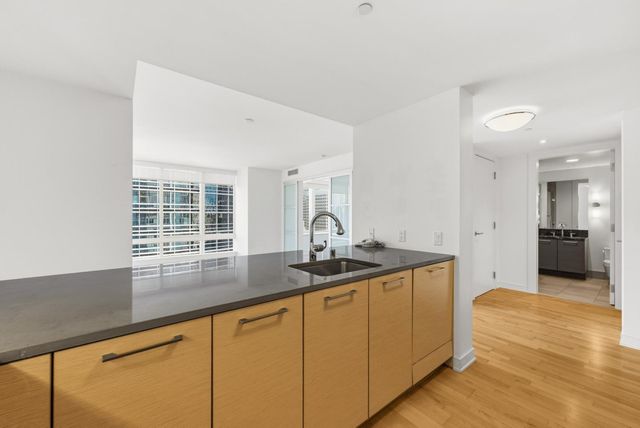 301 Mission Street 23H, San Francisco, CA 94105