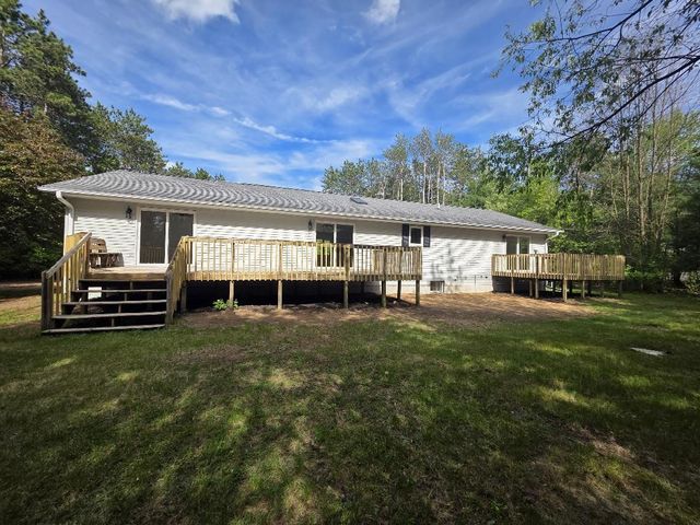 W8680 FAWN COURT, Wautoma, WI 54982
