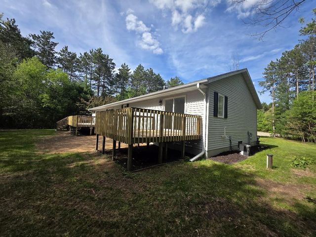 W8680 FAWN COURT, Wautoma, WI 54982