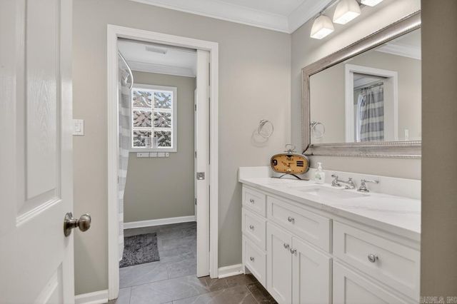1145 Cambridge Circle, Benton, AR 72019