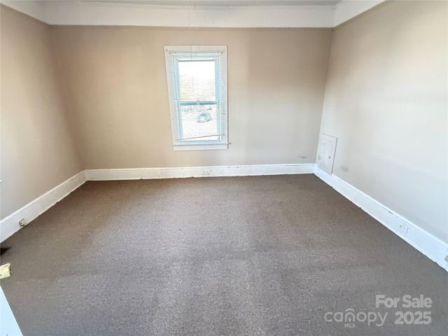 624 N Juniper Avenue, Kannapolis, NC 28081