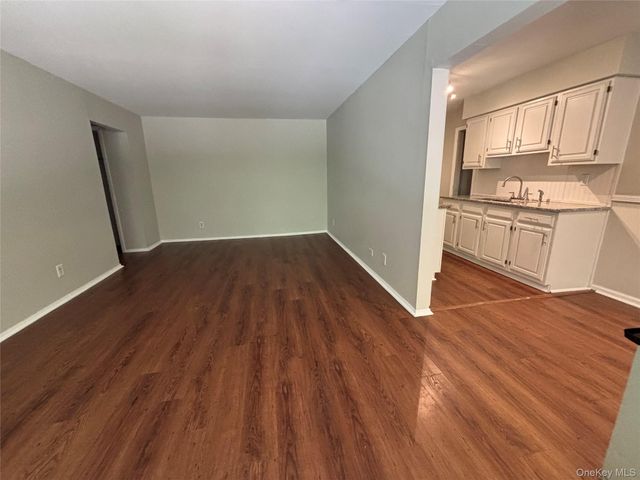 6 Colonial Road 80, Beacon, NY 12508
