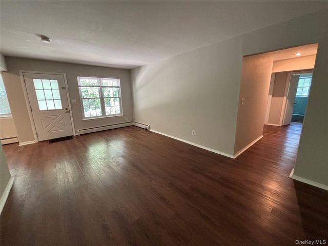 6 Colonial Road 80, Beacon, NY 12508