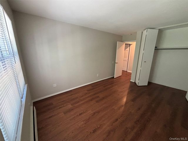 6 Colonial Road 80, Beacon, NY 12508