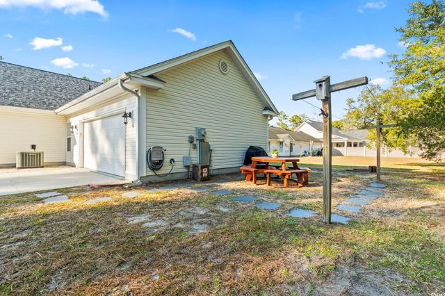 670 Kings River Rd., Pawleys Island, SC 29585