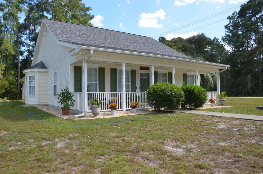 670 Kings River Rd., Pawleys Island, SC 29585