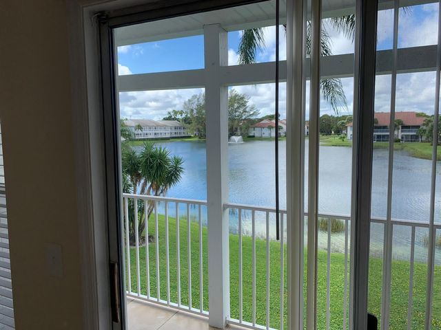 293 Cypress Point Drive 293, Palm Beach Gardens, FL 33418
