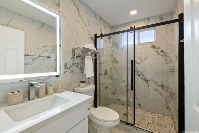 1307 Farrington Street, Honolulu, HI 96826