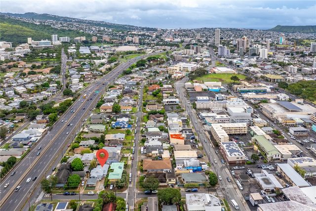 1307 Farrington Street, Honolulu, HI 96826