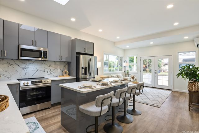 1307 Farrington Street, Honolulu, HI 96826