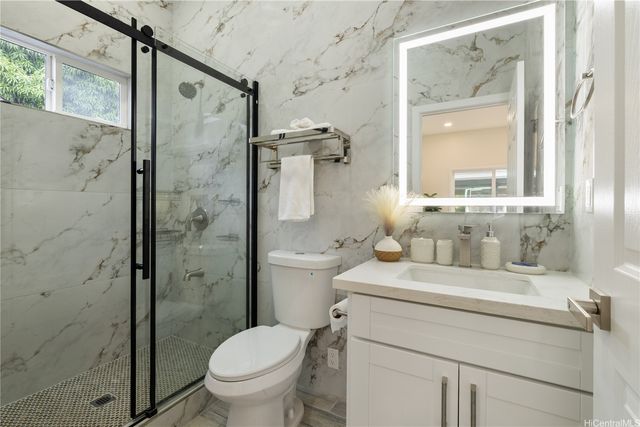 1307 Farrington Street, Honolulu, HI 96826