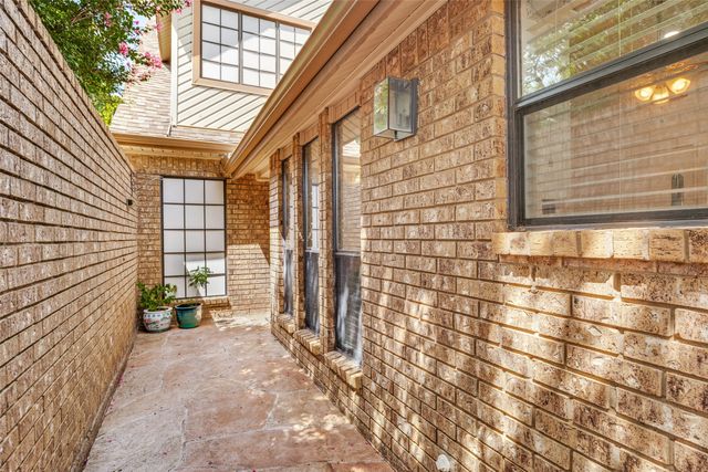 605 Woodway Lane, Richardson, TX 75081