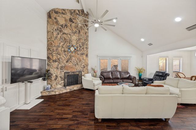605 Woodway Lane, Richardson, TX 75081
