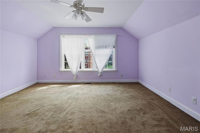 6023 Maple Avenue, St Louis, MO 63112