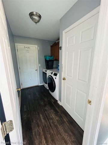 2335 Pebble Creek Drive N, Flint Charter Township, MI 48433