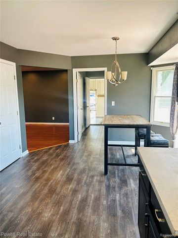 2335 Pebble Creek Drive N, Flint Charter Township, MI 48433