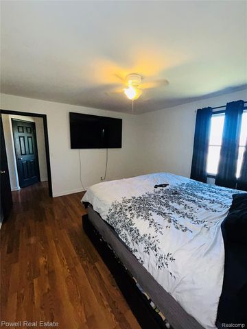 2335 Pebble Creek Drive N, Flint Charter Township, MI 48433