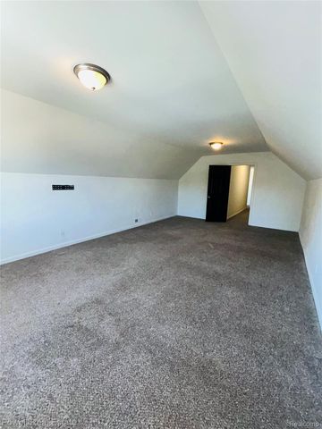 2335 Pebble Creek Drive N, Flint Charter Township, MI 48433