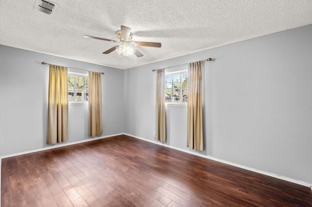 628 Pelphrey DR, Longview, TX 75604