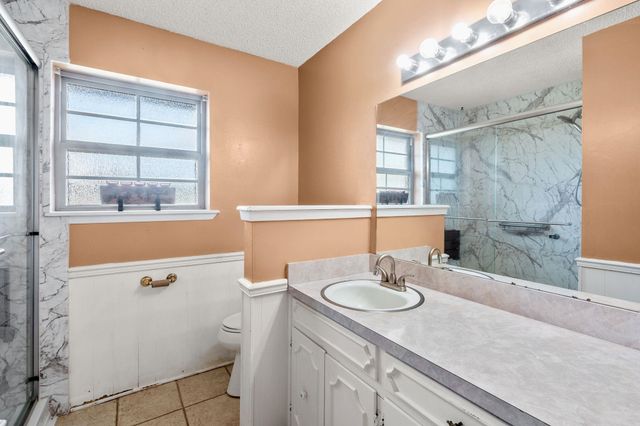 628 Pelphrey DR, Longview, TX 75604