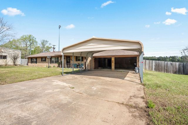 628 Pelphrey DR, Longview, TX 75604