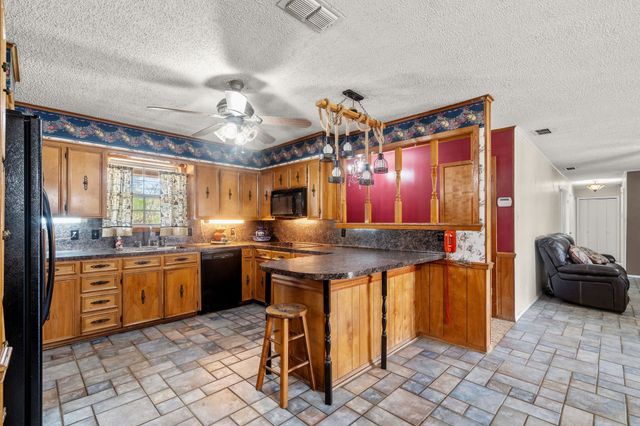 628 Pelphrey DR, Longview, TX 75604