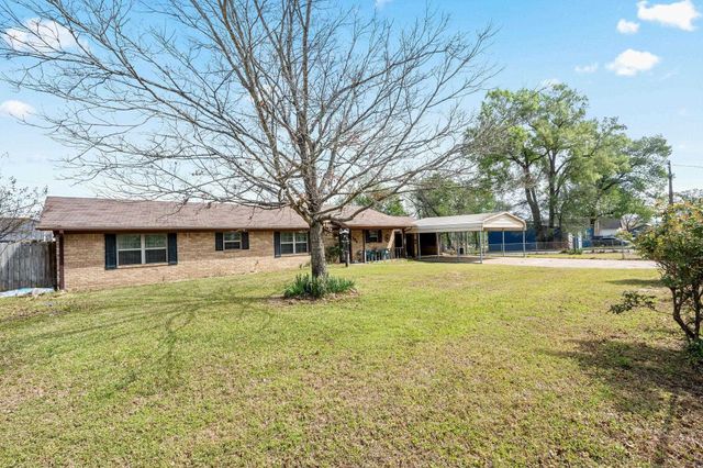 628 Pelphrey DR, Longview, TX 75604