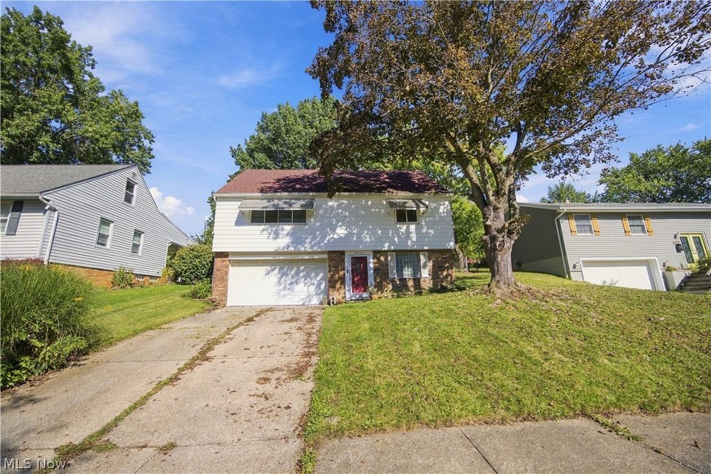 4929 E 81 Street, Garfield Heights, OH 44125