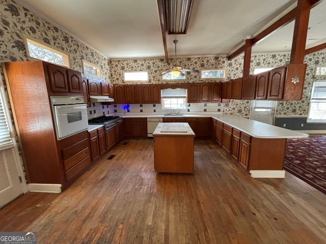 1218 Frank Sessoms Memorial Highway, Homerville, GA 31634