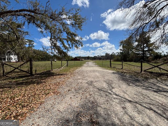 1218 Frank Sessoms Memorial Highway, Homerville, GA 31634