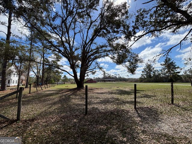 1218 Frank Sessoms Memorial Highway, Homerville, GA 31634