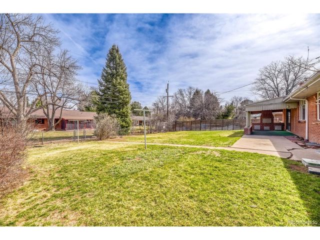 2466 S Krameria St, Denver, CO 80222