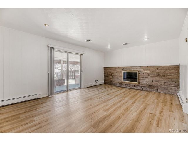 2466 S Krameria St, Denver, CO 80222