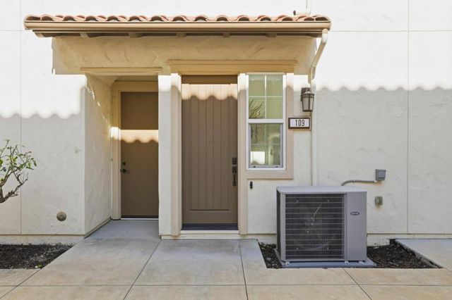 238 Carroll Street 109, Sunnyvale, CA 94086