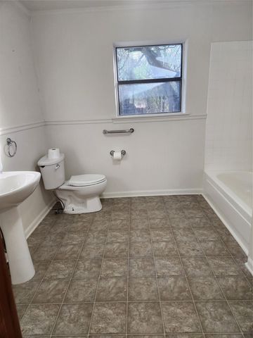 704 Marquis LN, Cedar Park, TX 78613