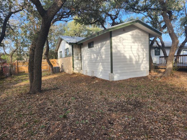 704 Marquis LN, Cedar Park, TX 78613