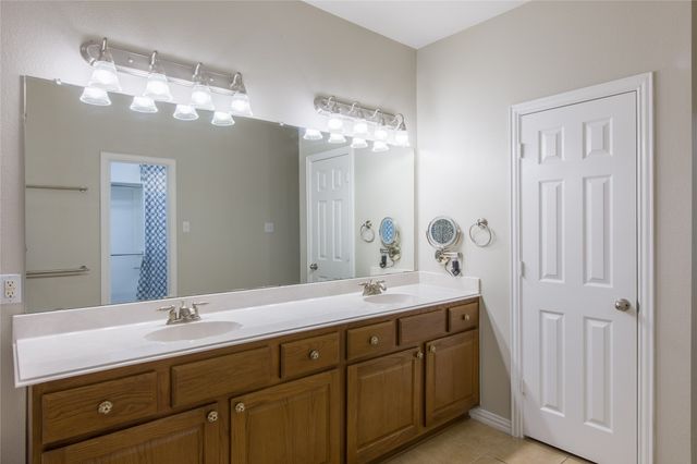 7909 Amesbury Lane, Rowlett, TX 75089