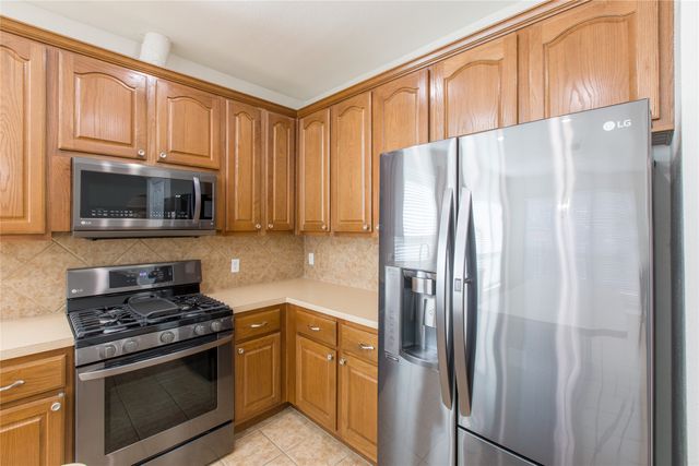 7909 Amesbury Lane, Rowlett, TX 75089