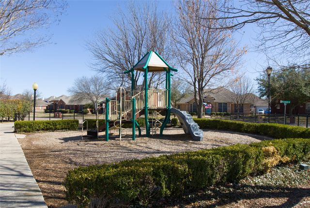 7909 Amesbury Lane, Rowlett, TX 75089