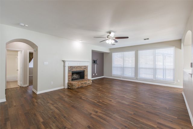 7909 Amesbury Lane, Rowlett, TX 75089