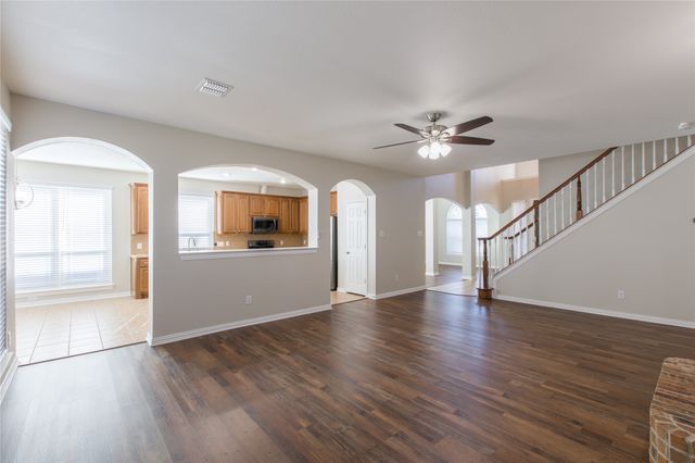 7909 Amesbury Lane, Rowlett, TX 75089