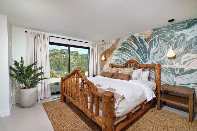 1234 Oribia Road, Del Mar, CA 92014