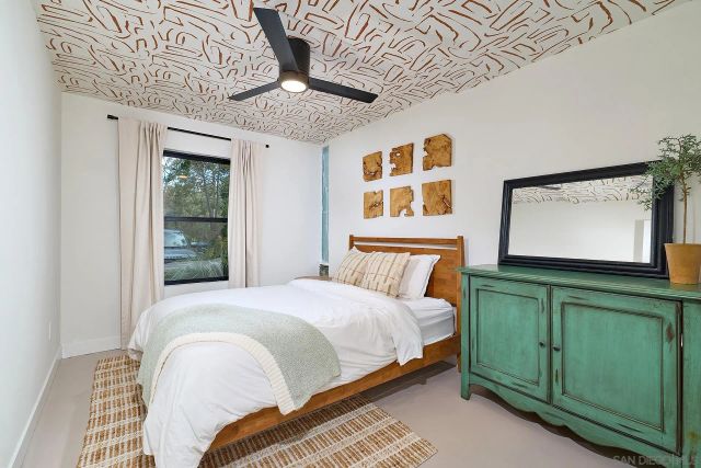 1234 Oribia Road, Del Mar, CA 92014