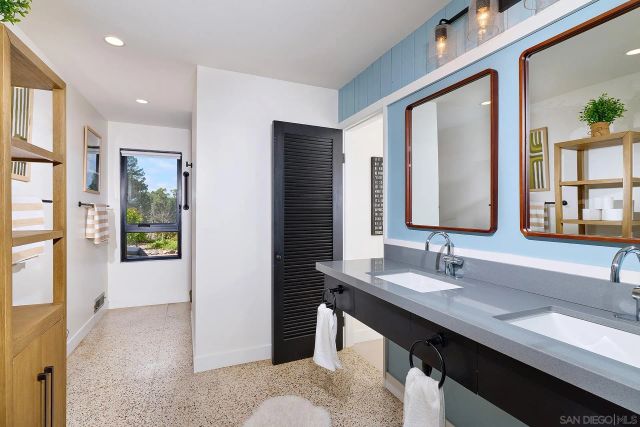 1234 Oribia Road, Del Mar, CA 92014