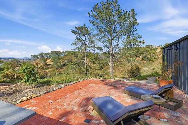 1234 Oribia Road, Del Mar, CA 92014