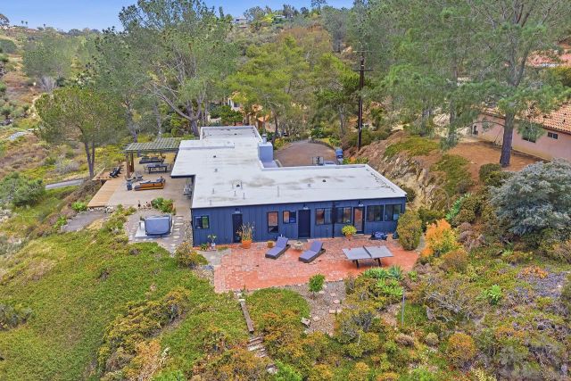 1234 Oribia Road, Del Mar, CA 92014