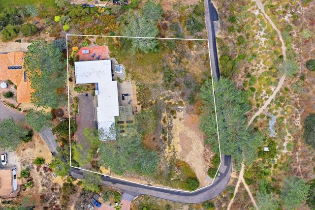1234 Oribia Road, Del Mar, CA 92014